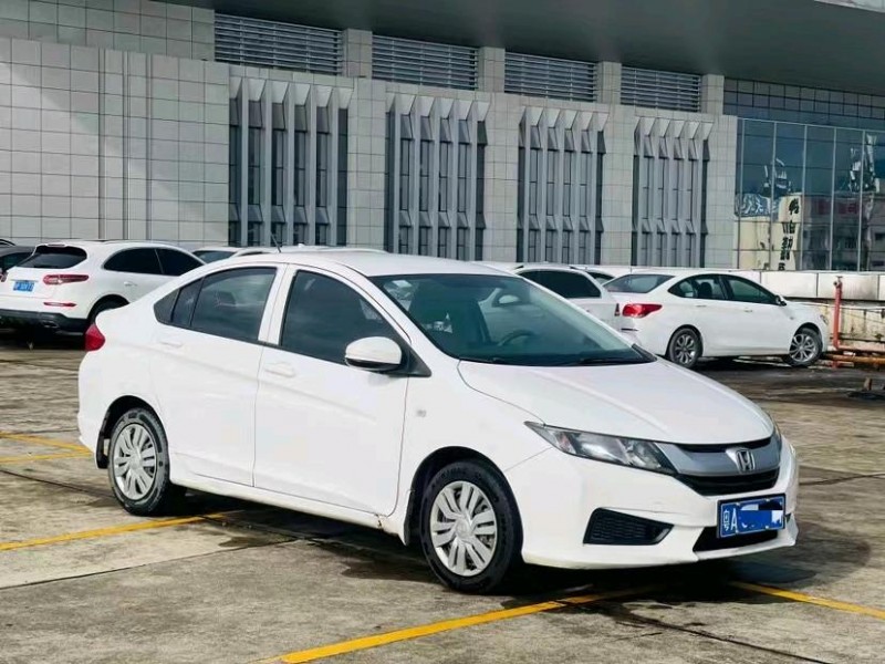 东莞18年本田锋范3