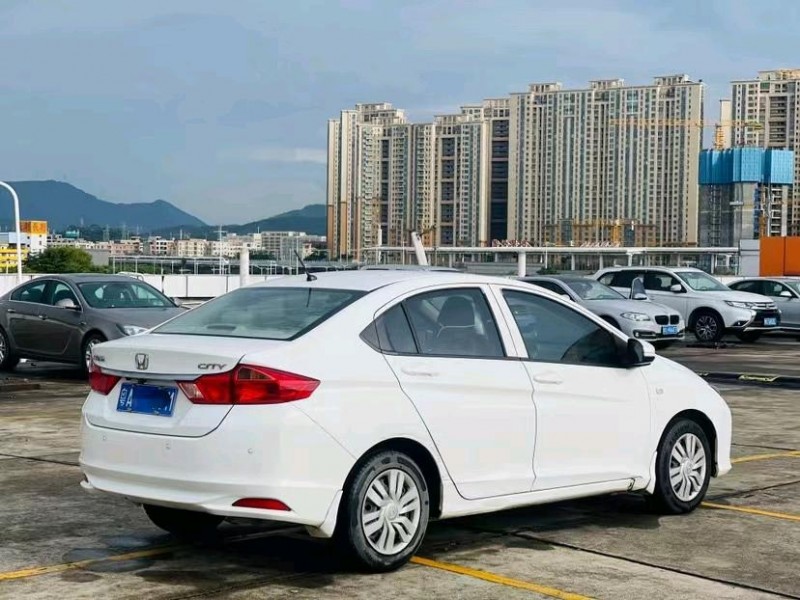 东莞18年本田锋范7