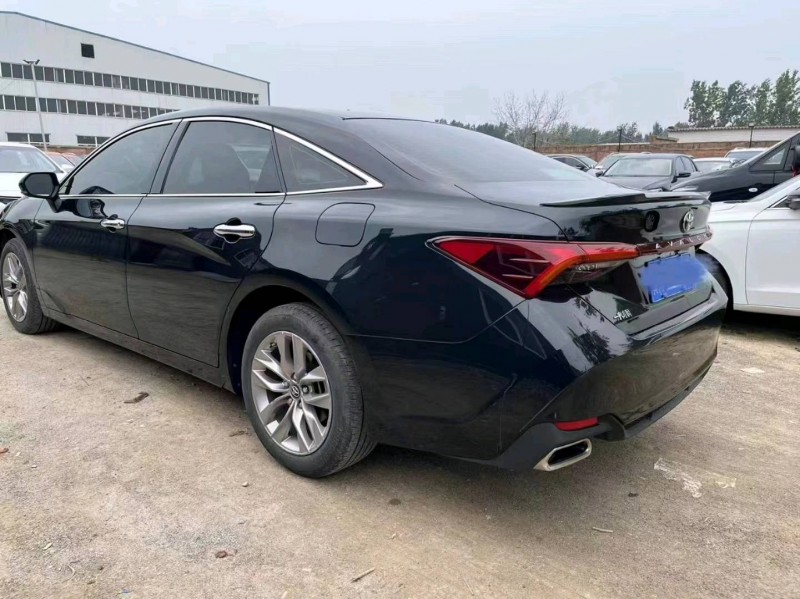 保定21年丰田亚洲龙6