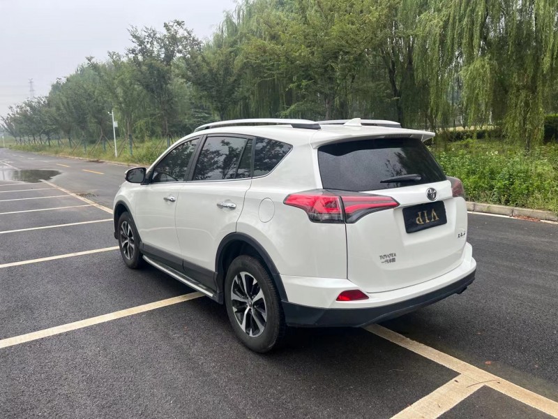 徐州18年丰田RAV4荣放5