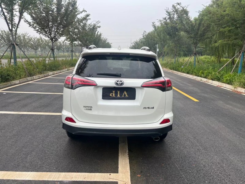 徐州18年丰田RAV4荣放9