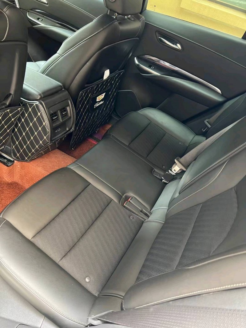 廊坊20年凯迪拉克XT47