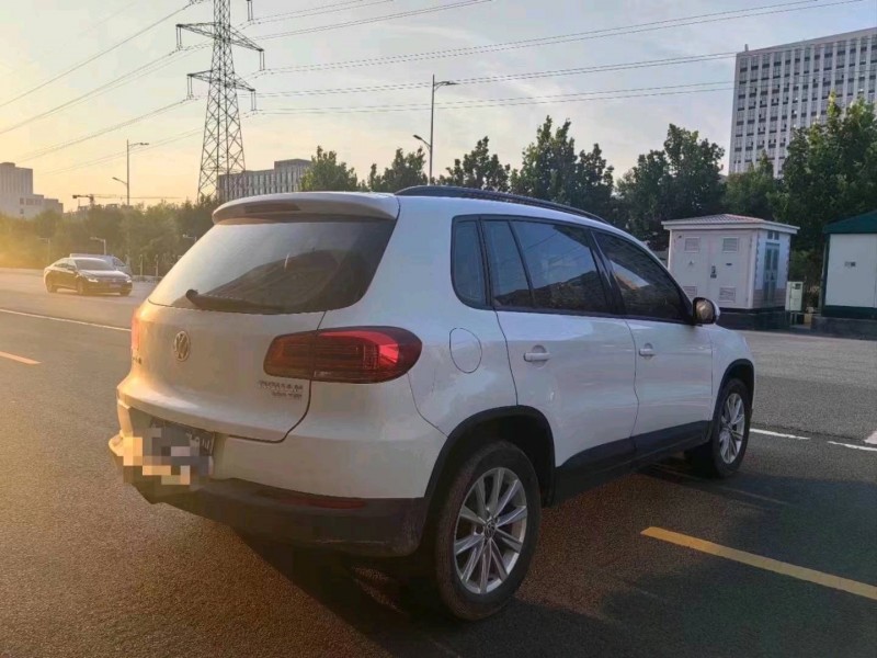 东营17年大众途观L4