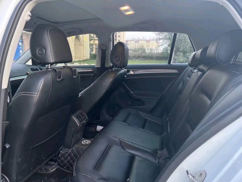 济宁17年大众高尔夫6