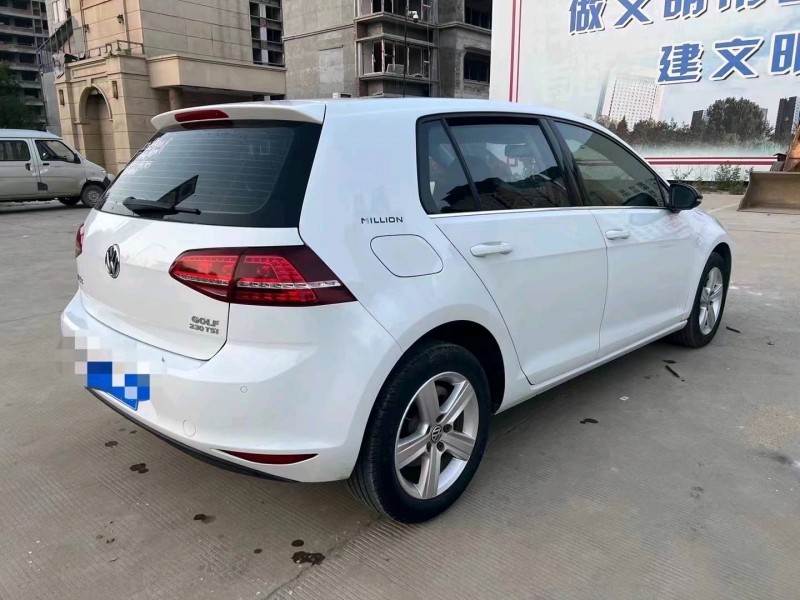 济宁17年大众高尔夫7