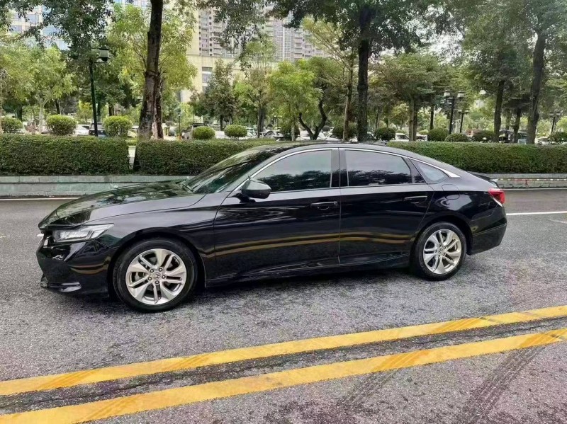 深圳22年本田英诗派3