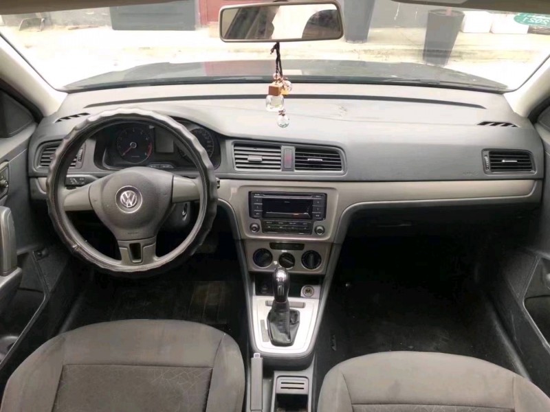 济宁18年大众朗逸4