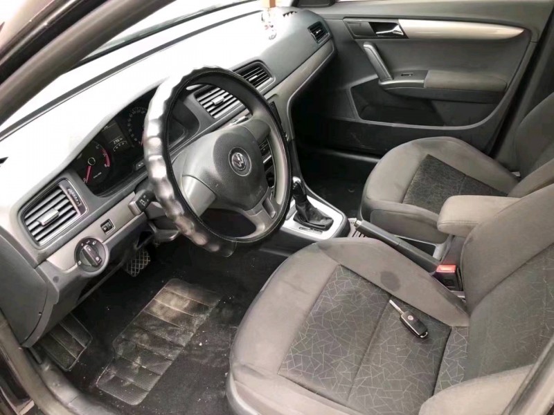 济宁18年大众朗逸5