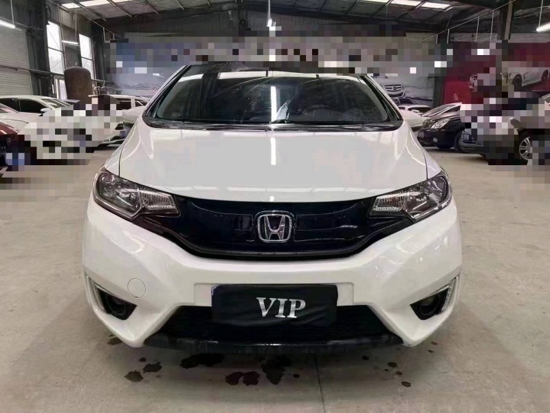 济宁15年本田飞度1