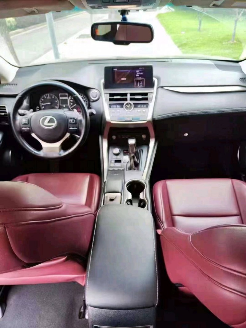 嘉兴19年雷克萨斯NX4