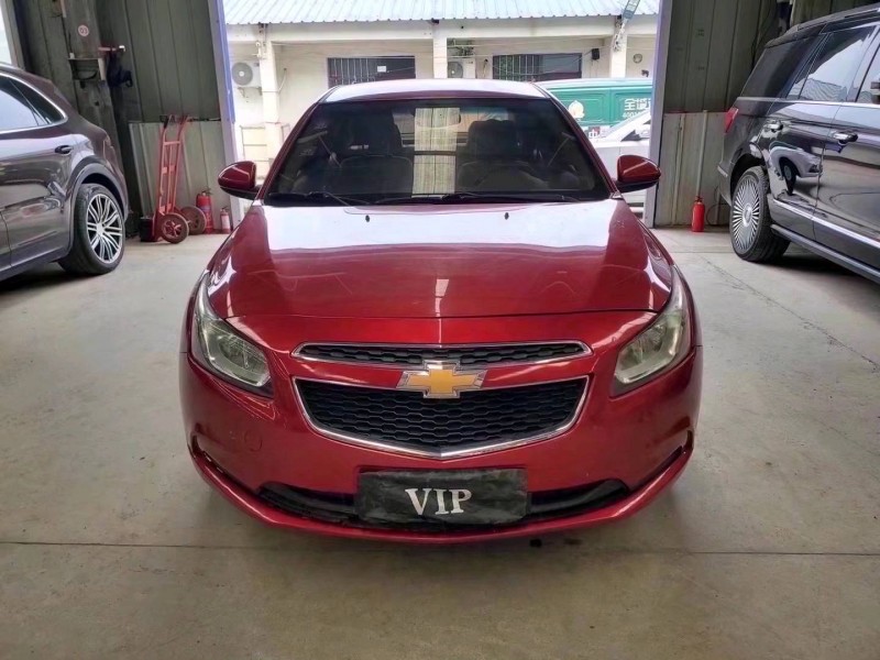 济宁16年雪佛兰科鲁兹1