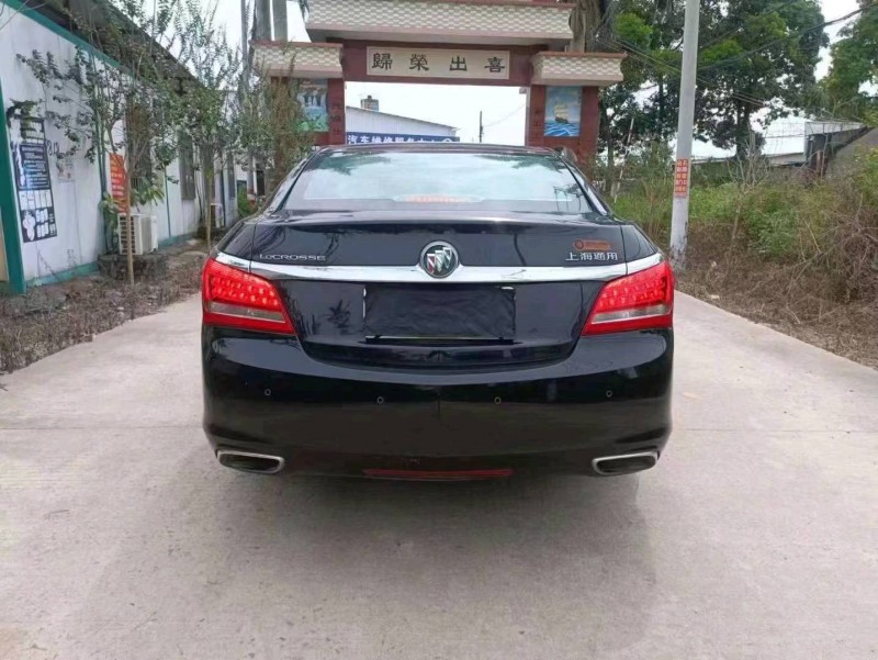 深圳15年别克君越9