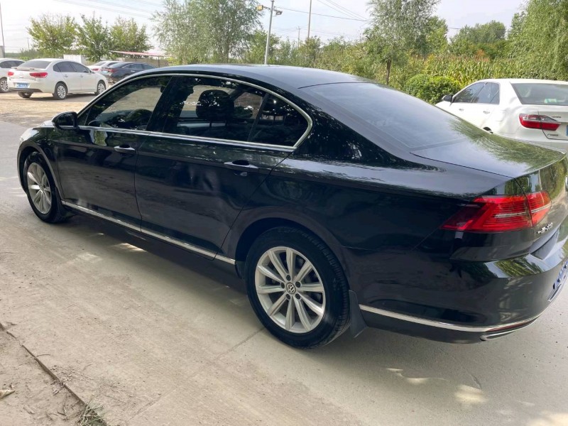 保定19年大众迈腾4