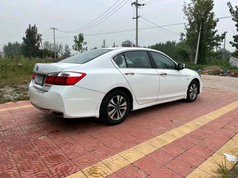 徐州15年本田雅阁8