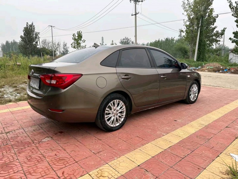 徐州16年别克英朗8