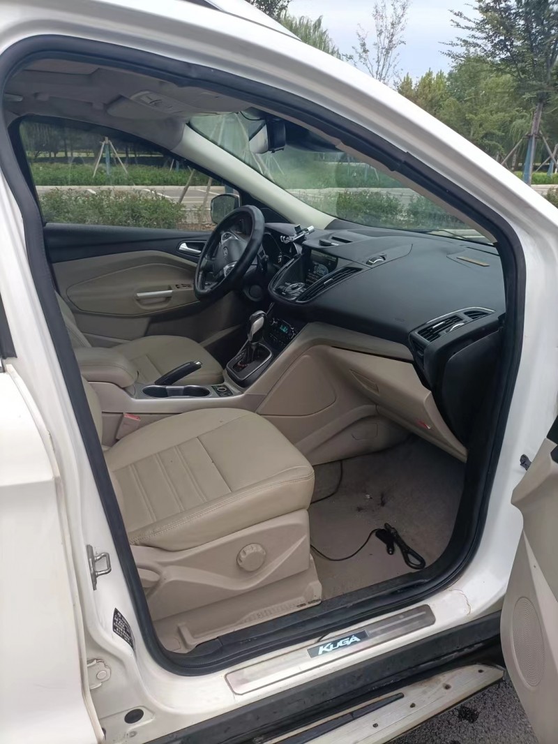 徐州15年福特翼虎8