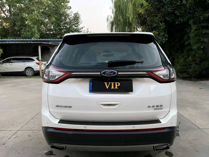 济宁18年福特锐界8