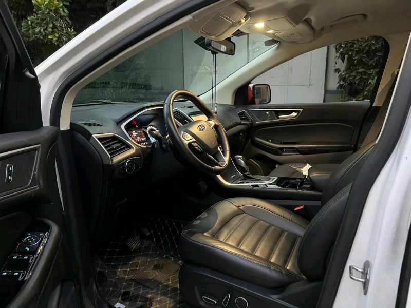 济宁18年福特锐界9