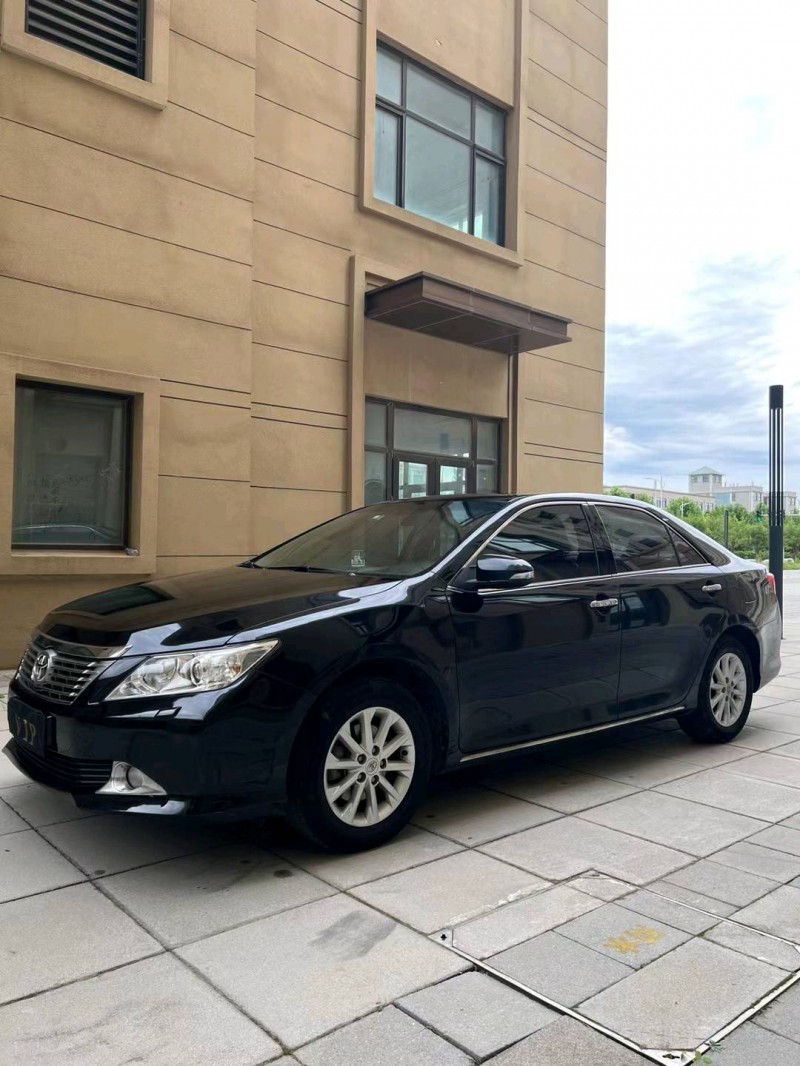 廊坊11年丰田凯美瑞3