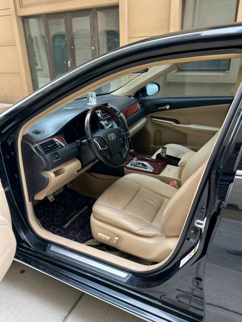 廊坊11年丰田凯美瑞7