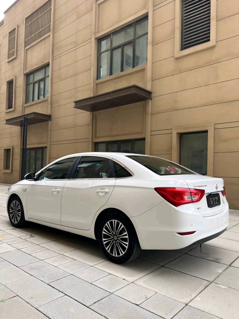 廊坊16年别克英朗4