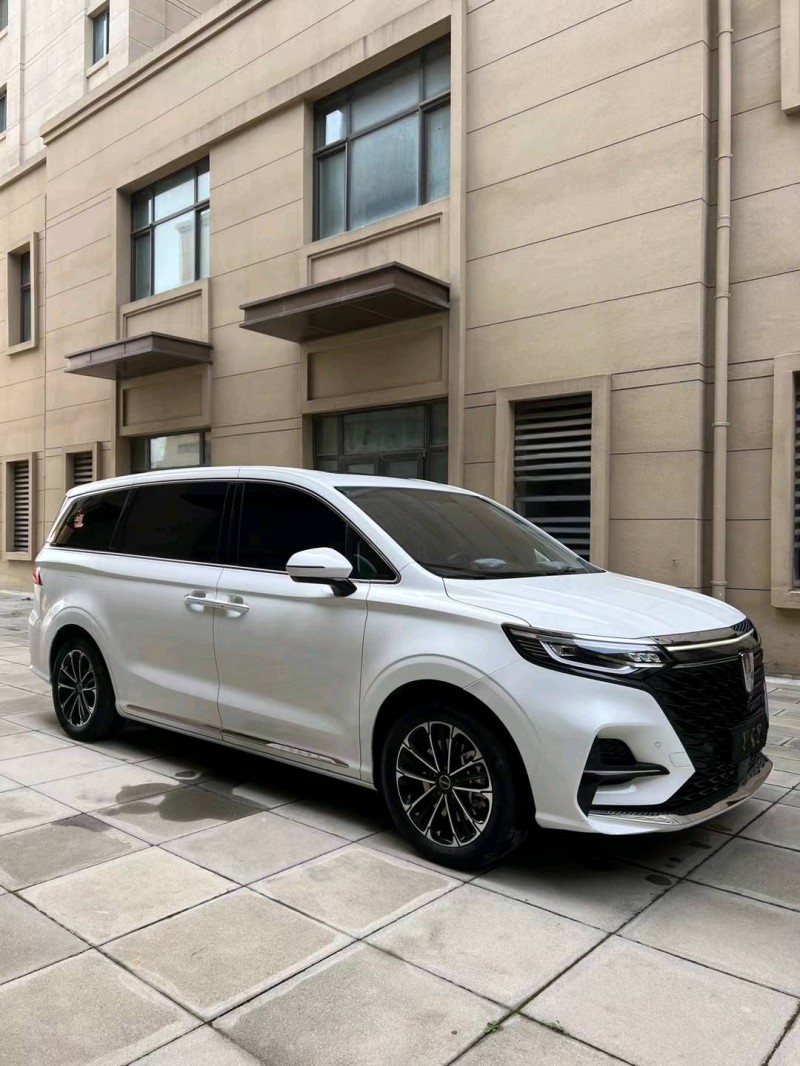 廊坊21年荣威IMAX82