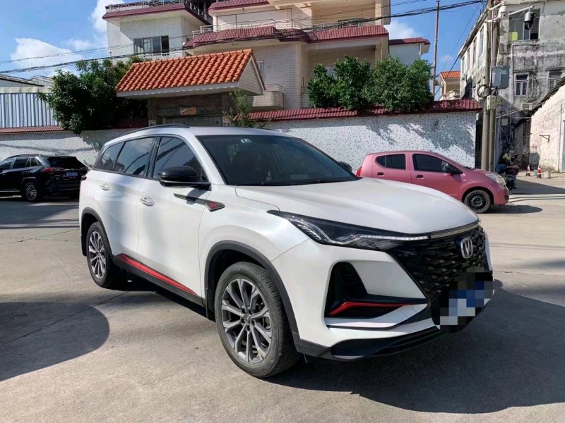 汕头22年长安汽车CS759