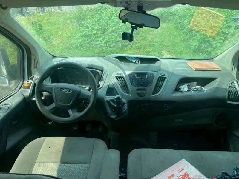 东营17年福特全顺6