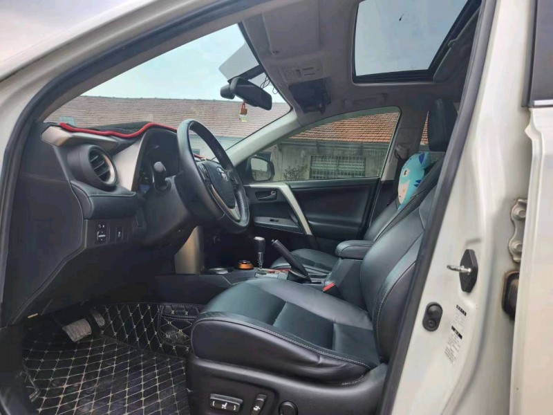 东营15年丰田RAV4荣放5