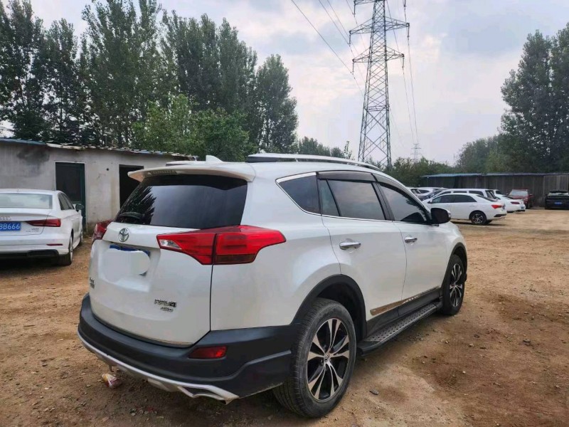 东营15年丰田RAV4荣放7