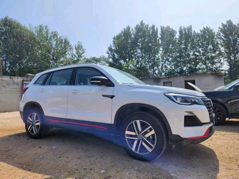 东营23年长安汽车CS754