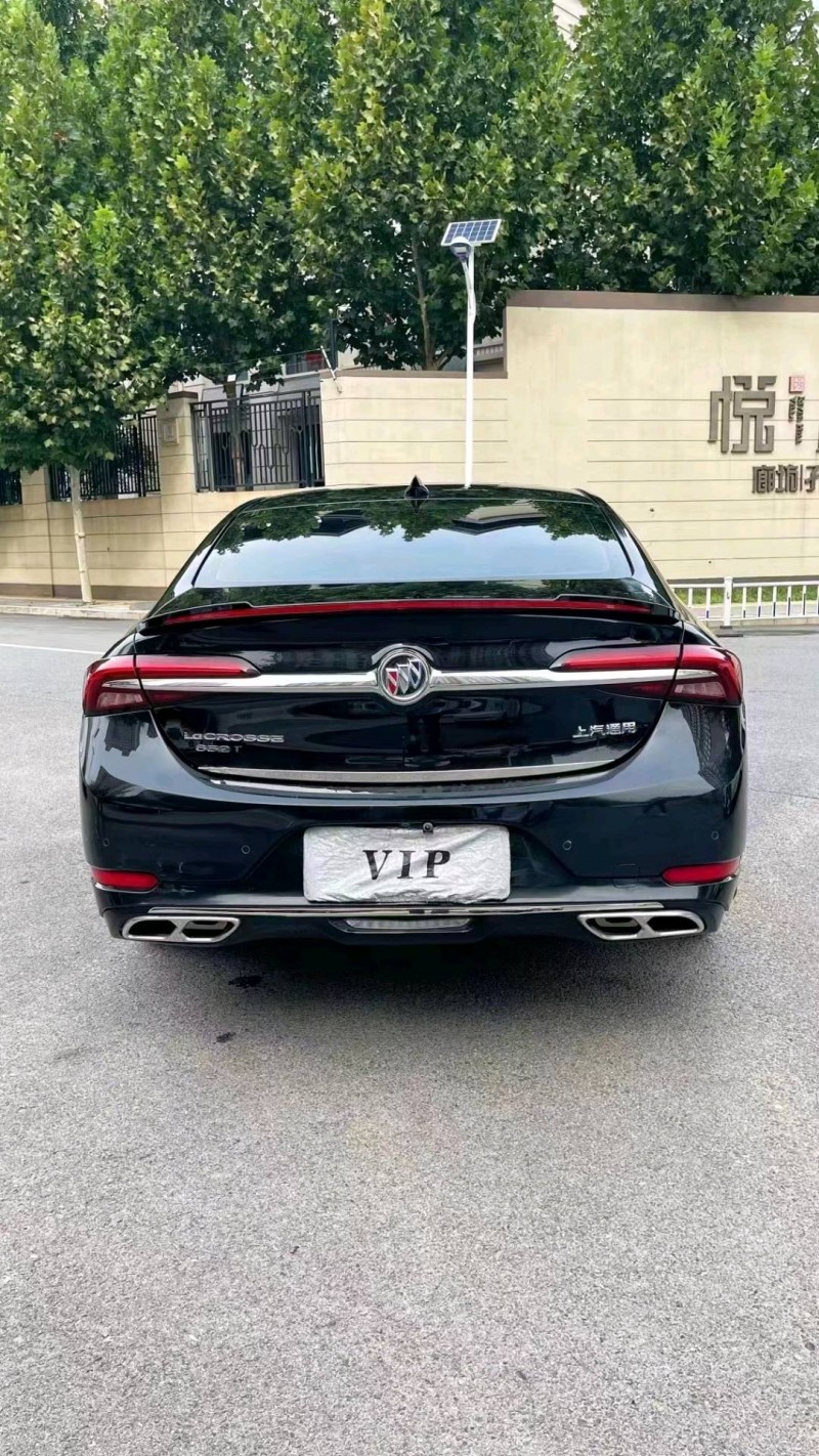 廊坊20年别克君越9