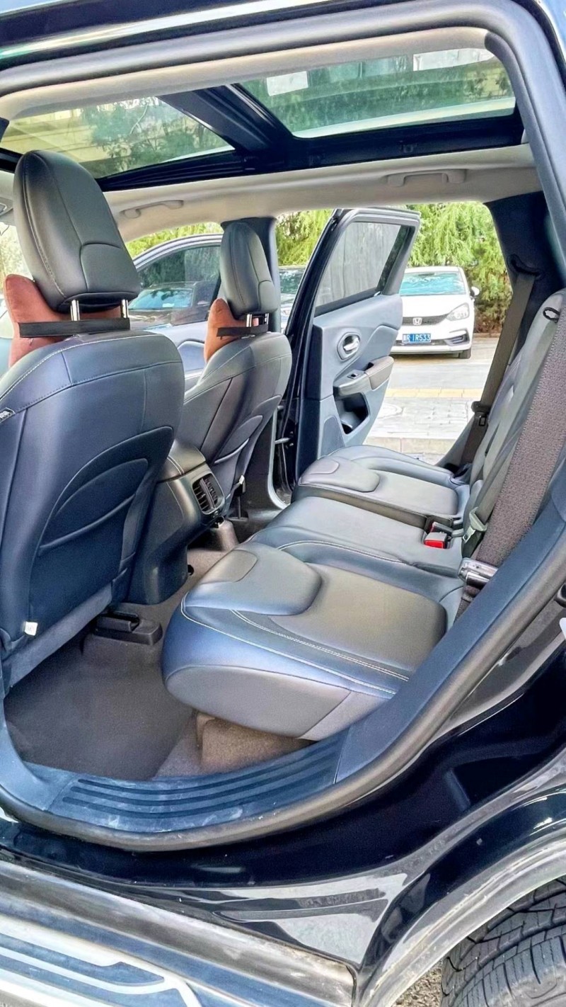 廊坊20年Jeep自由光4