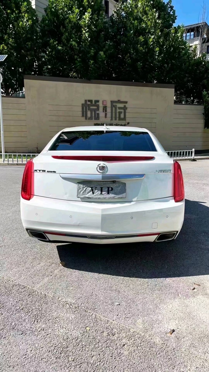 廊坊15年凯迪拉克XTS9