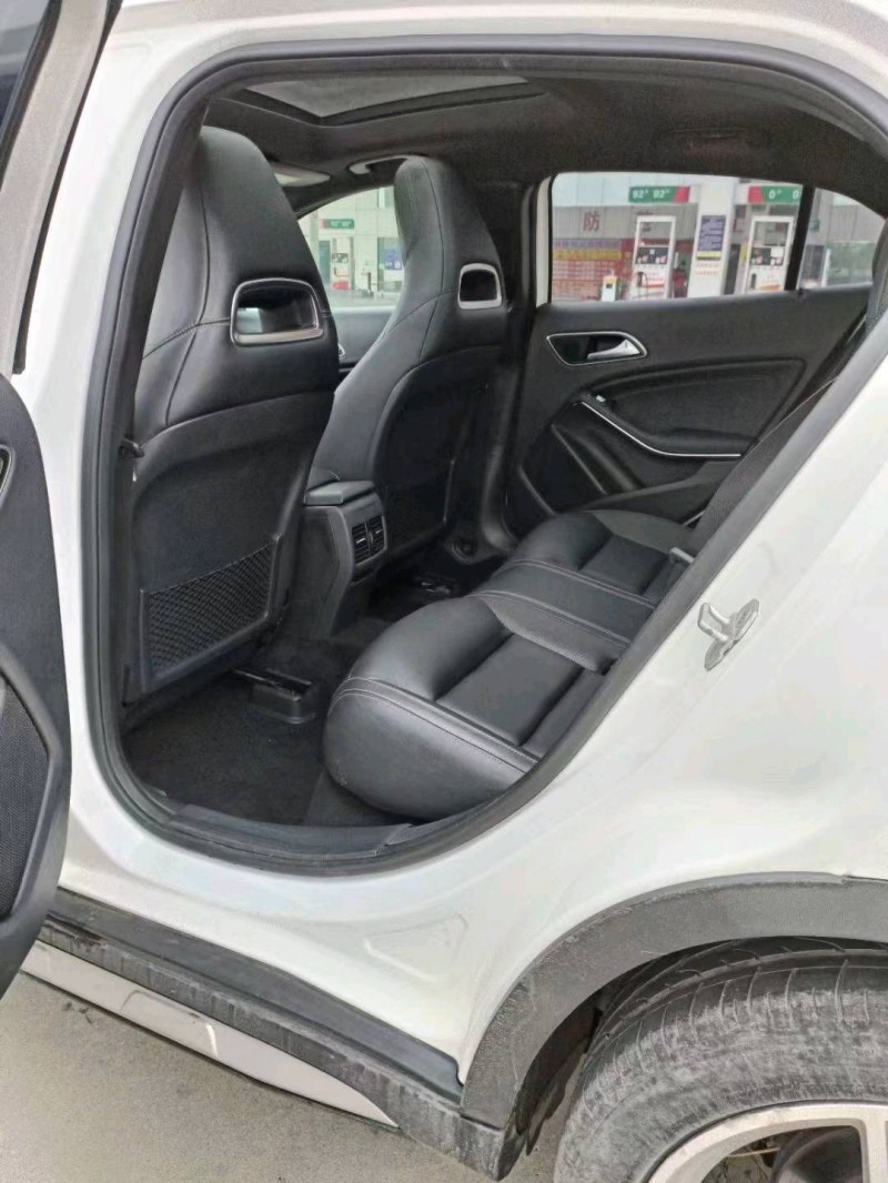 廊坊16年奔驰GLA8