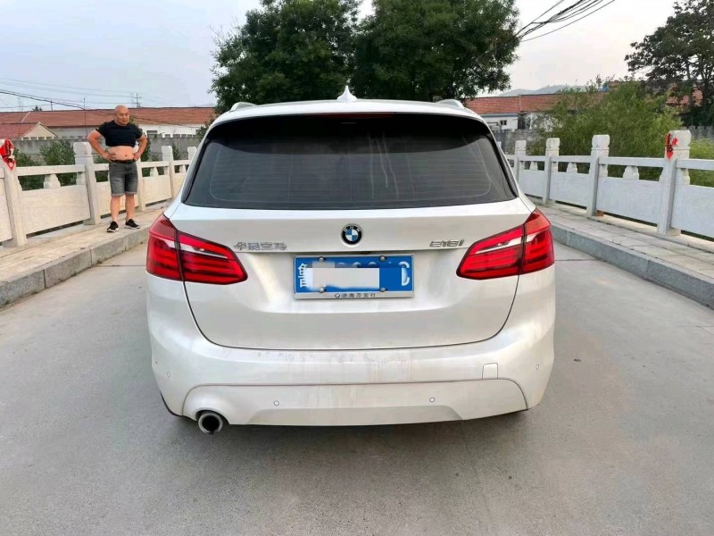 东营19年宝马2系9