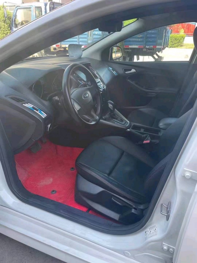 枣庄18年福特福克斯7