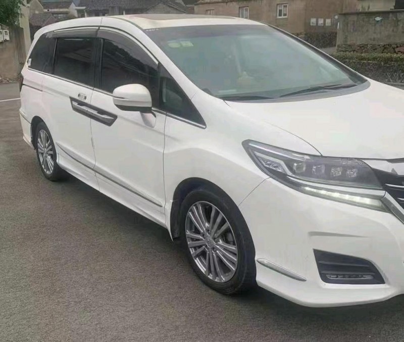 衡阳17年本田艾力绅3