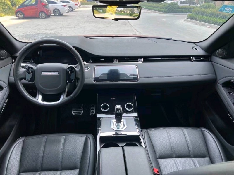 济宁20年路虎极光4