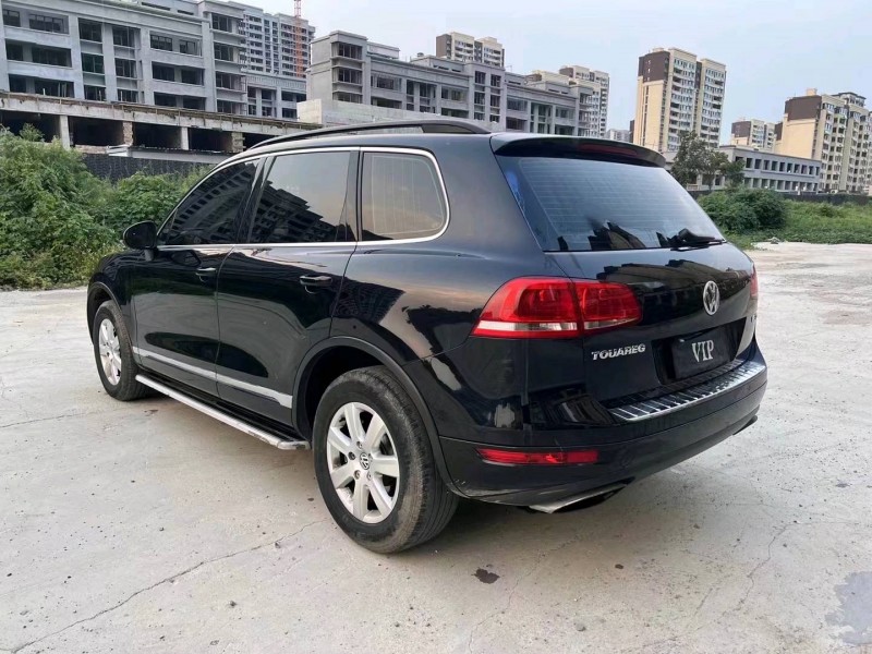 济宁15年大众途锐7