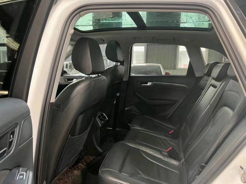 济宁17年奥迪Q56