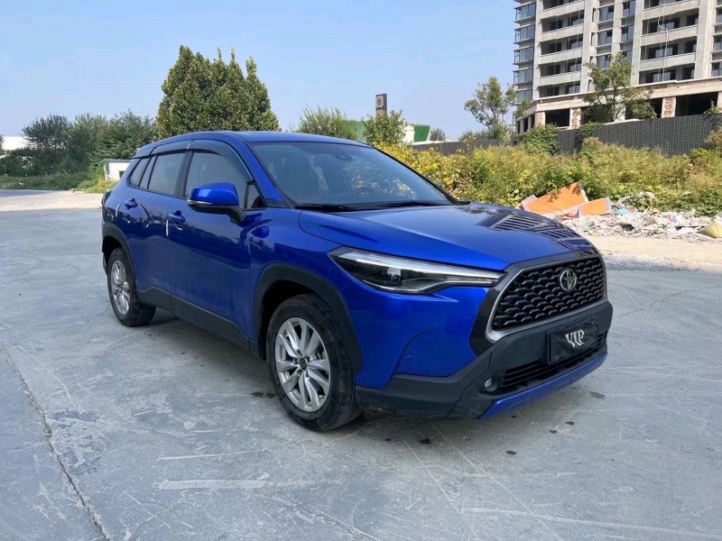 济宁22年丰田锐放2