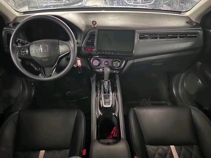 济宁16年本田缤智4