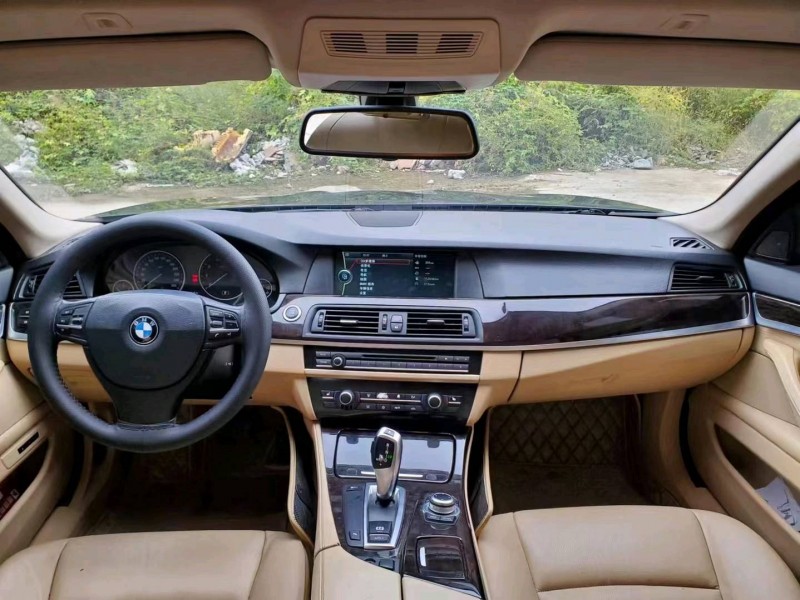 济宁12年宝马5系4