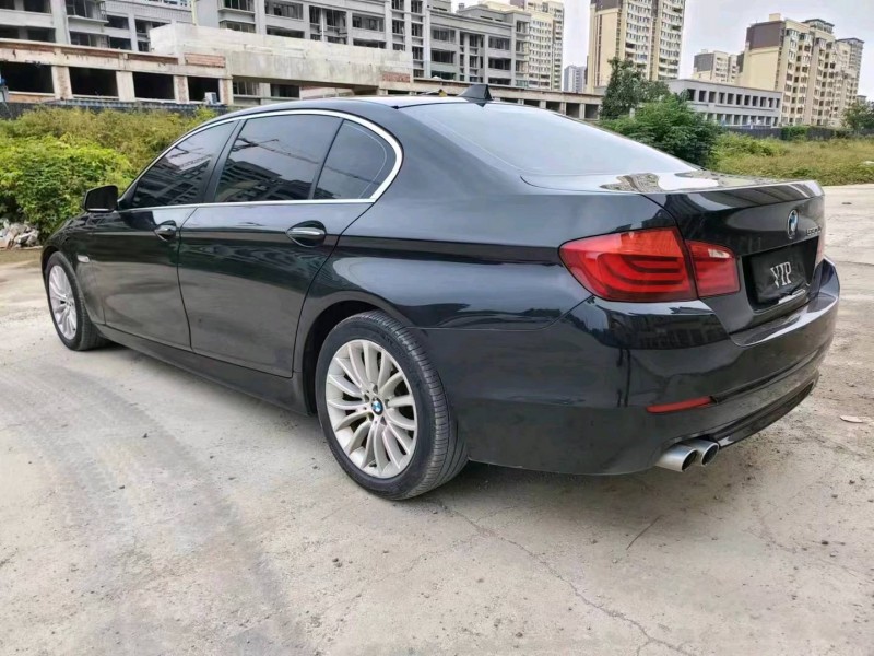 济宁12年宝马5系8