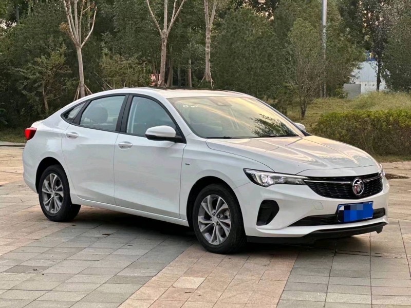 东营23年别克威朗2