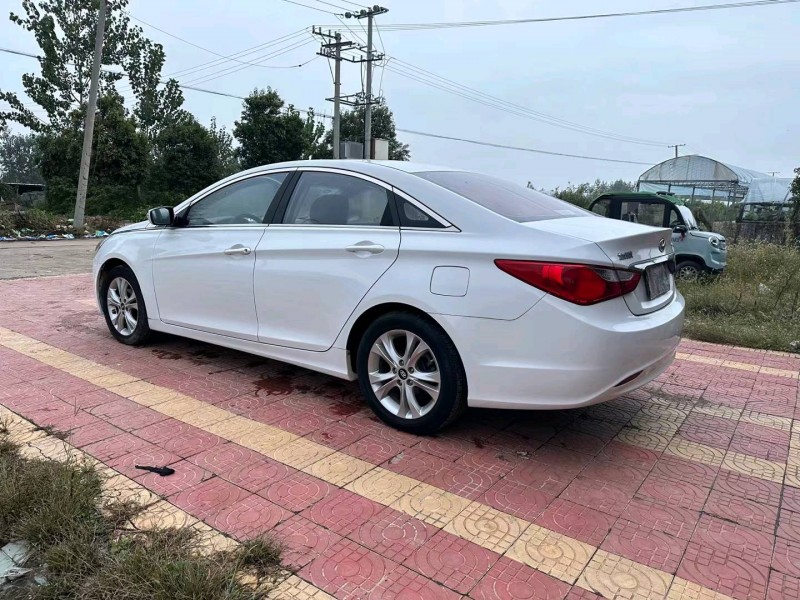 徐州13年现代索纳塔八8