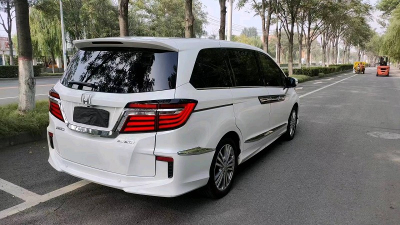 邯郸16年本田艾力绅4