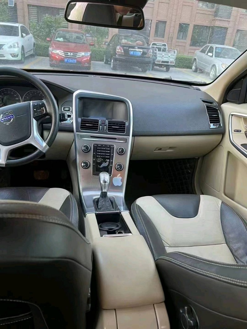 邢台13年沃尔沃XC606