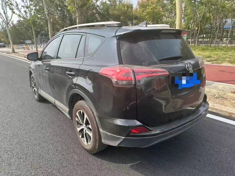 邯郸16年丰田RAV46